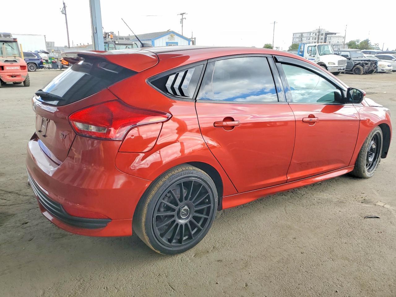 2018 Ford Focus St - Image 3