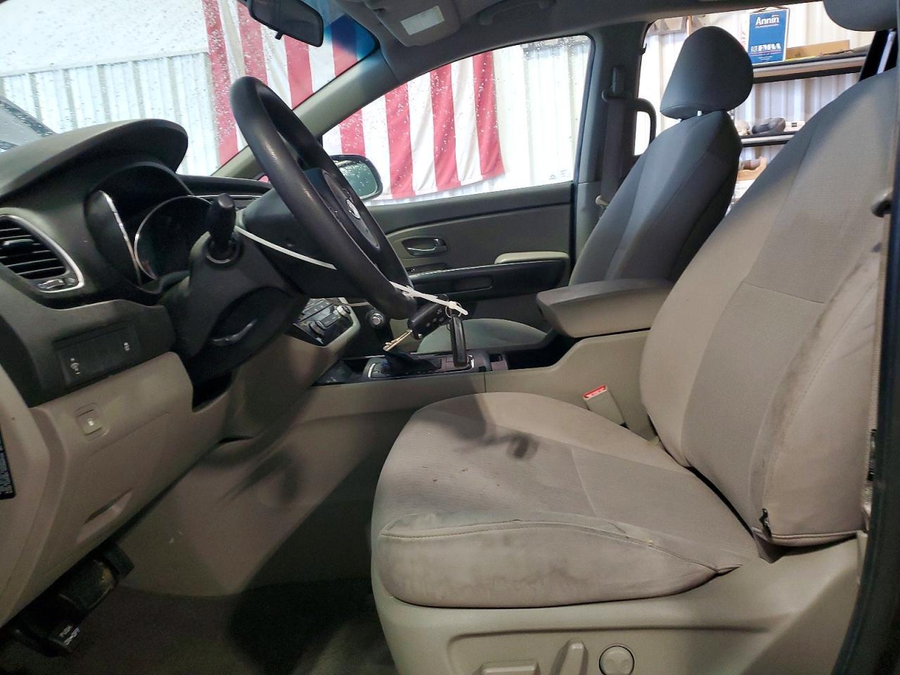 2016 Kia Sedona Lx - Фото 7
