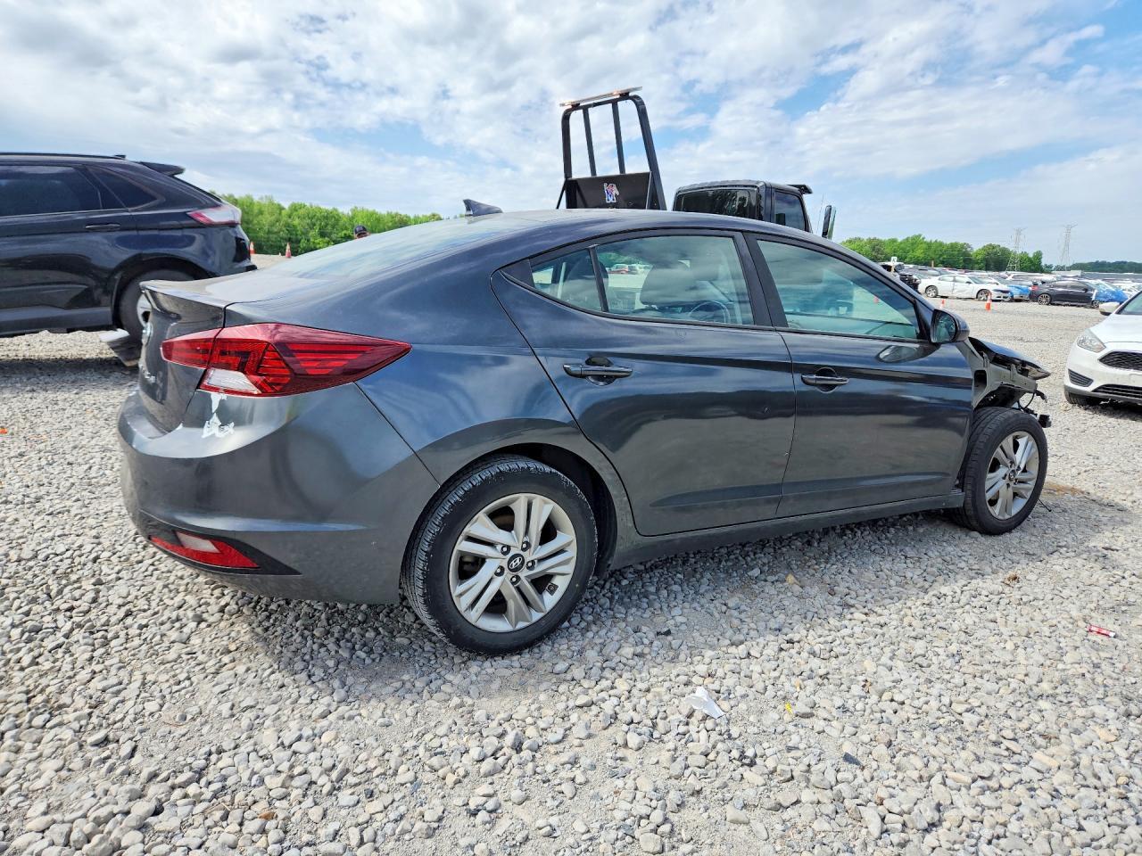 2020 Hyundai Elantra Sel - Image 3