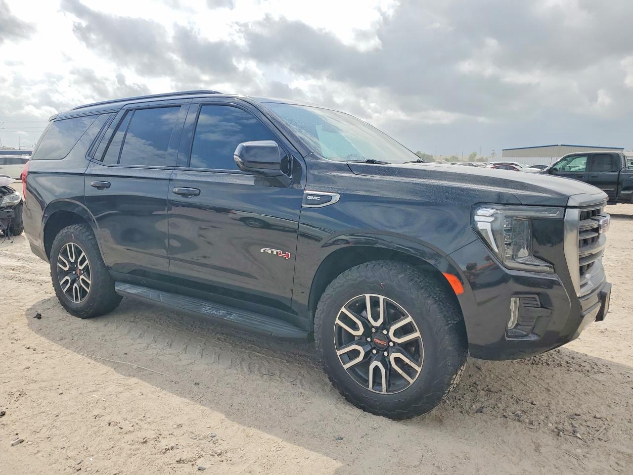 2021 GMC Yukon At4 - Image 4