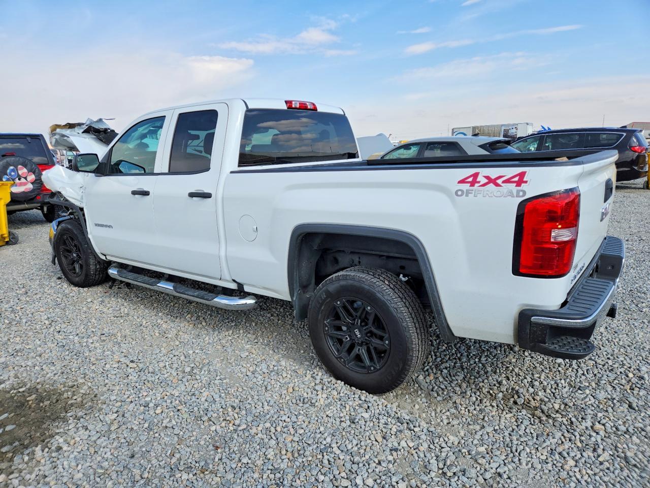 2017 GMC Sierra K1500 - Image 2