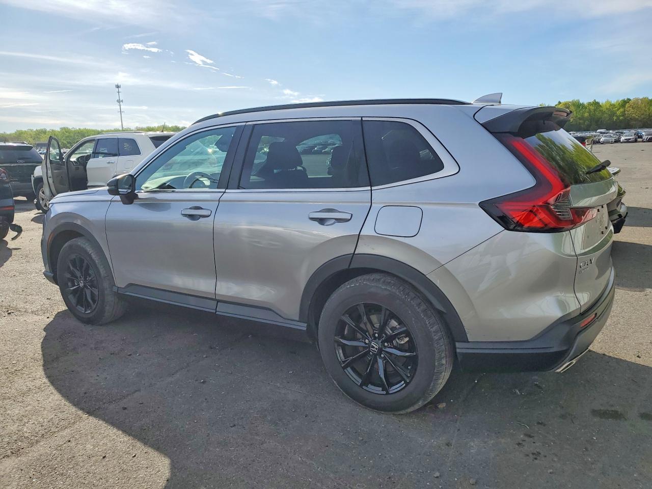 2025 Honda Cr-V Sport - Фото 2