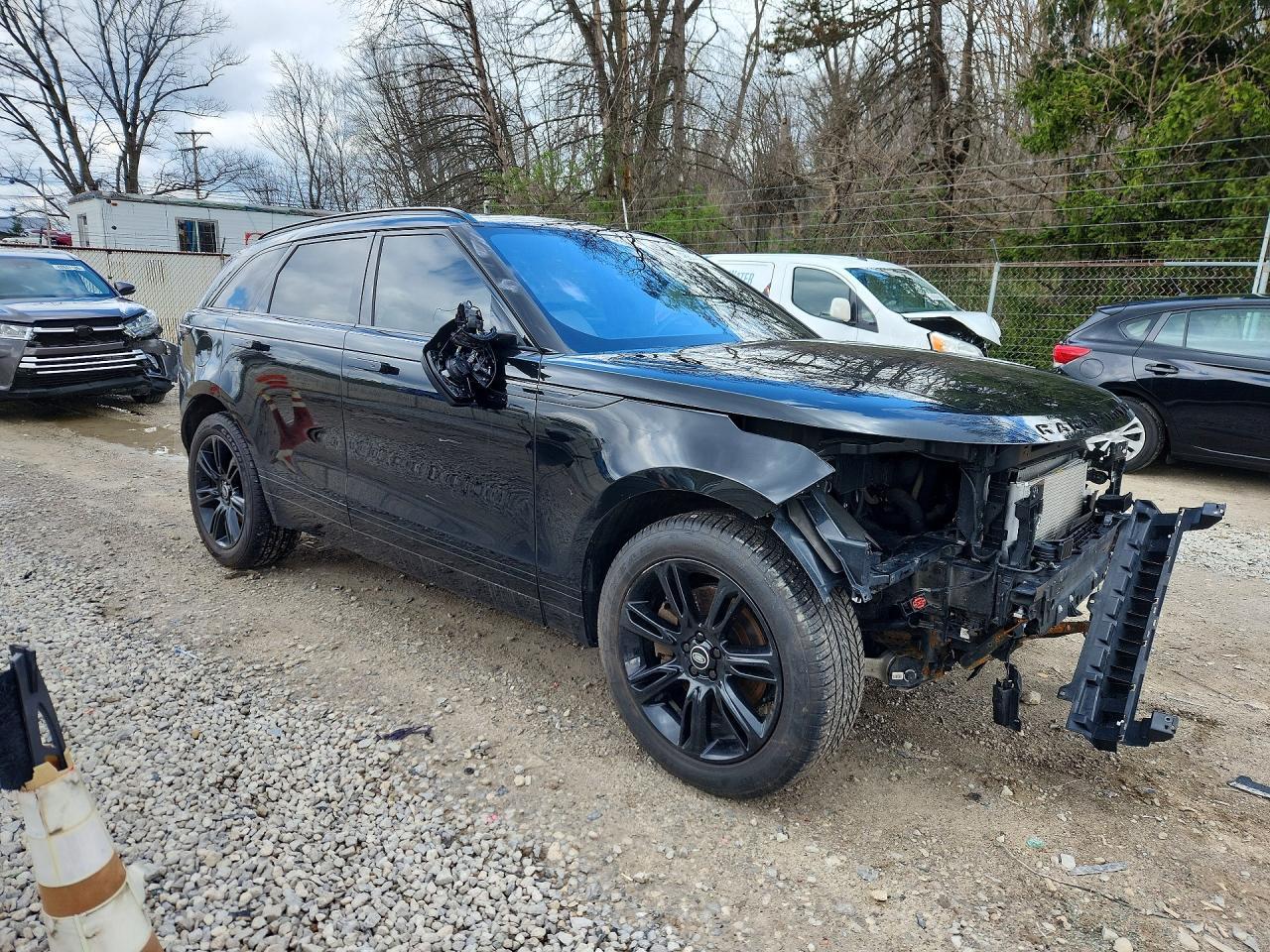 2021 Land Rover Range Rover Velar R-Dynamic S - Image 4
