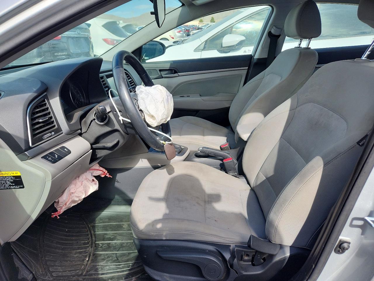 2017 Hyundai Elantra Se - Image 7