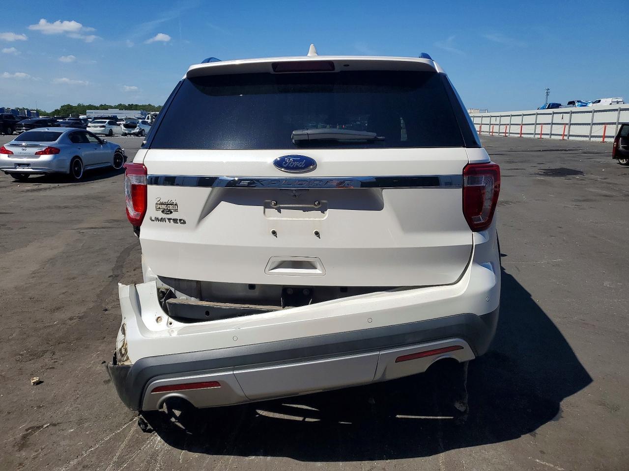 2017 Ford Explorer Limited - Фото 6