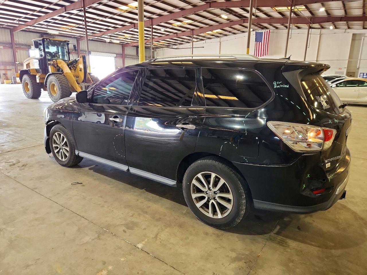 2013 Nissan Pathfinder S - Фото 2