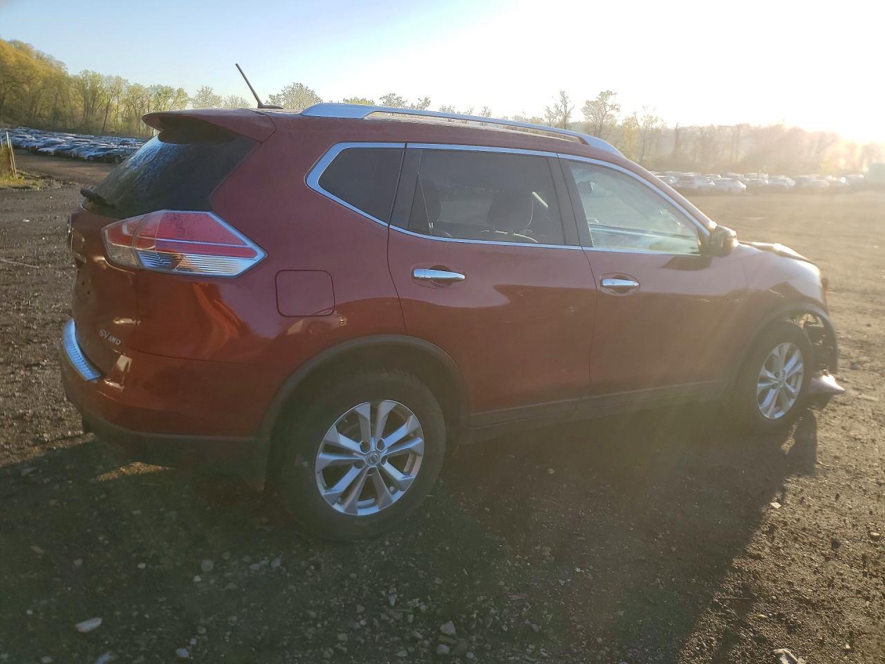 2015 Nissan Rogue Sv - Фото 3
