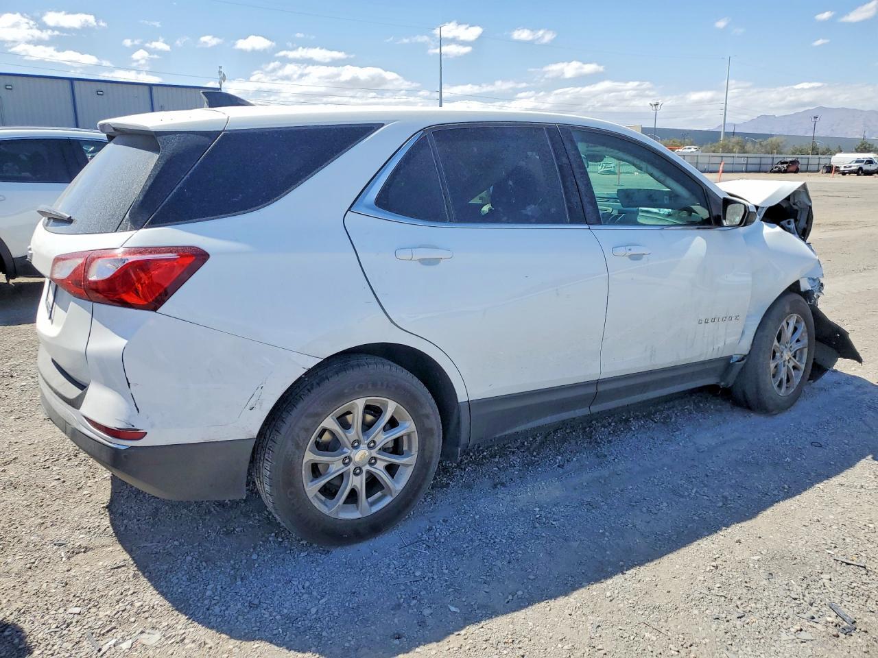 2020 Chevrolet Equinox Lt - Фото 3
