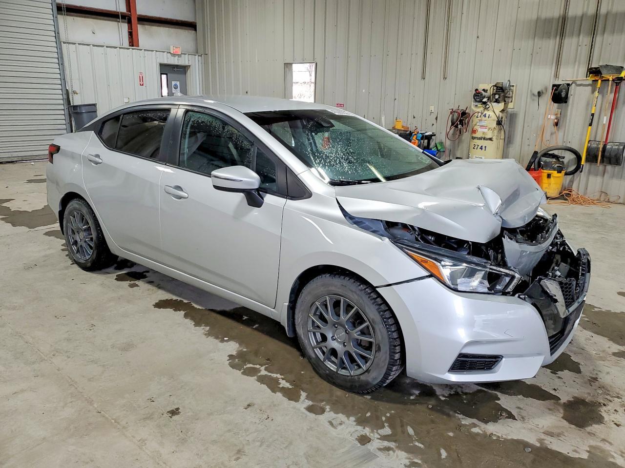 2021 Nissan Versa Sv - Фото 4
