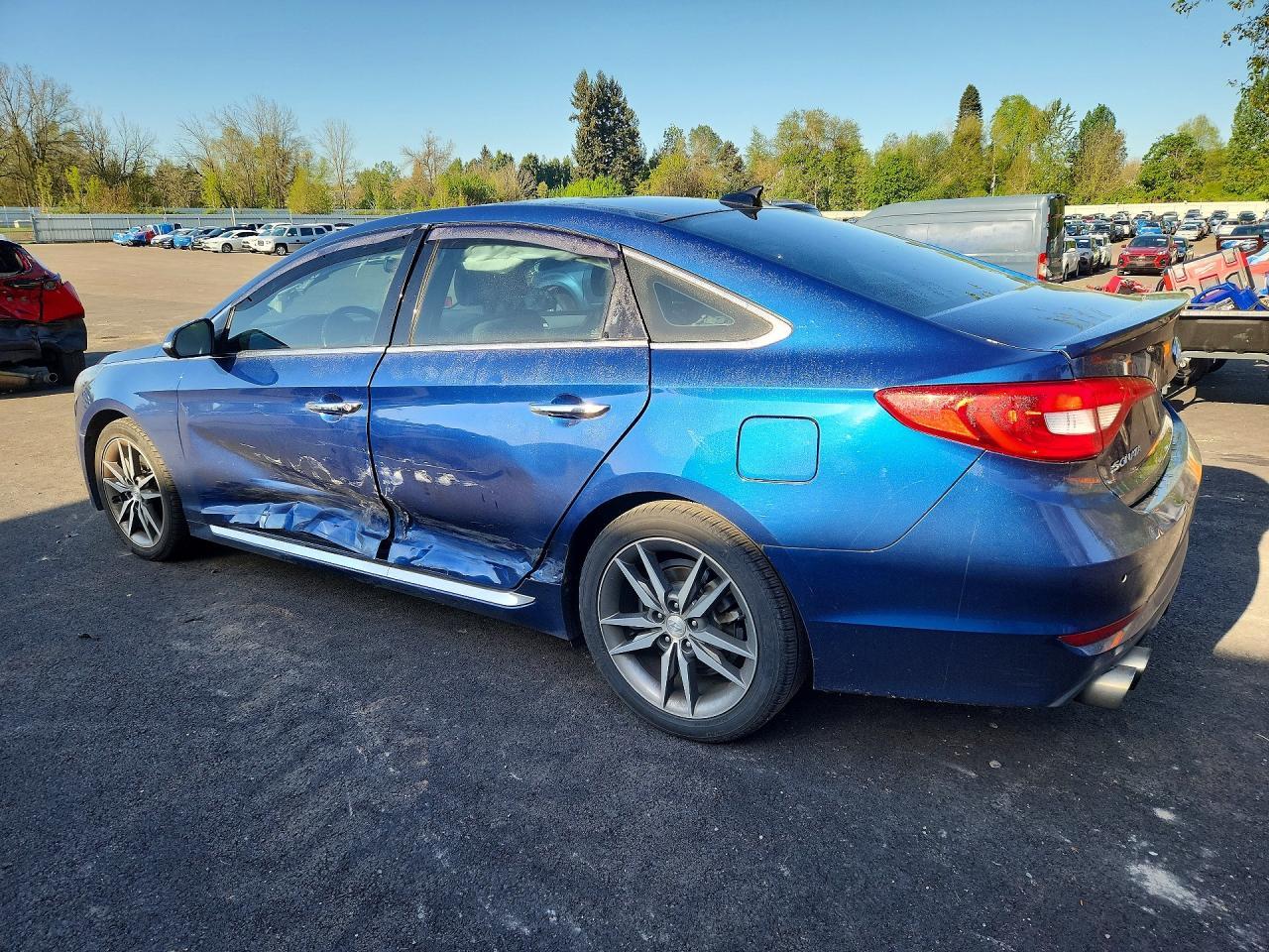 2015 Hyundai Sonata Sport 2.0T - Фото 2