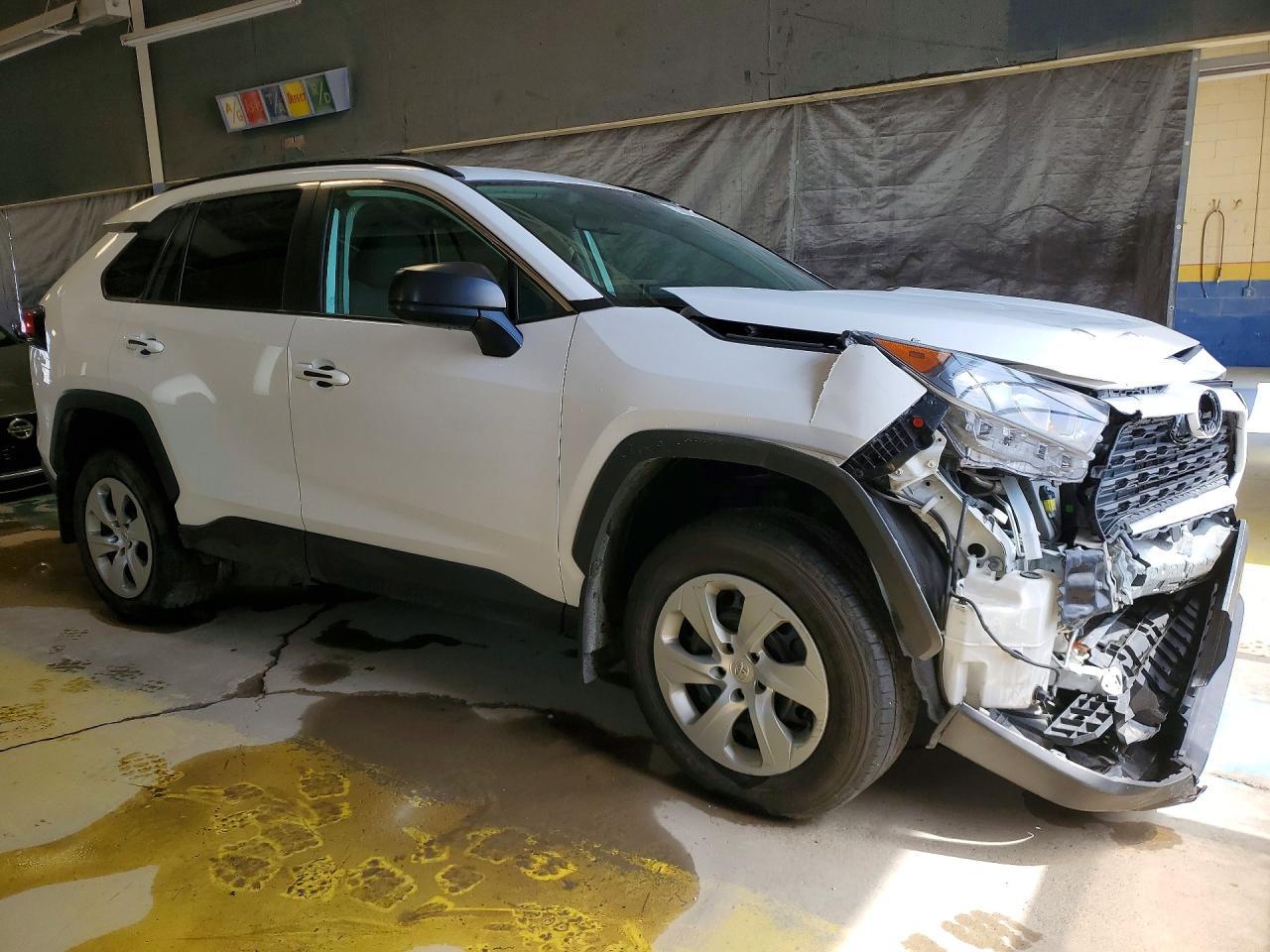 2019 Toyota Rav4 Le - Image 4