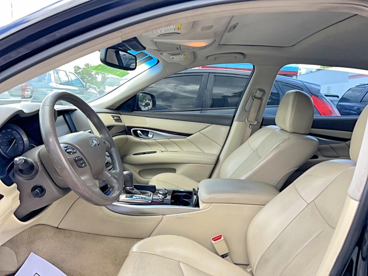 2018 Infiniti Q70L 3.7 Luxe - Фото 5
