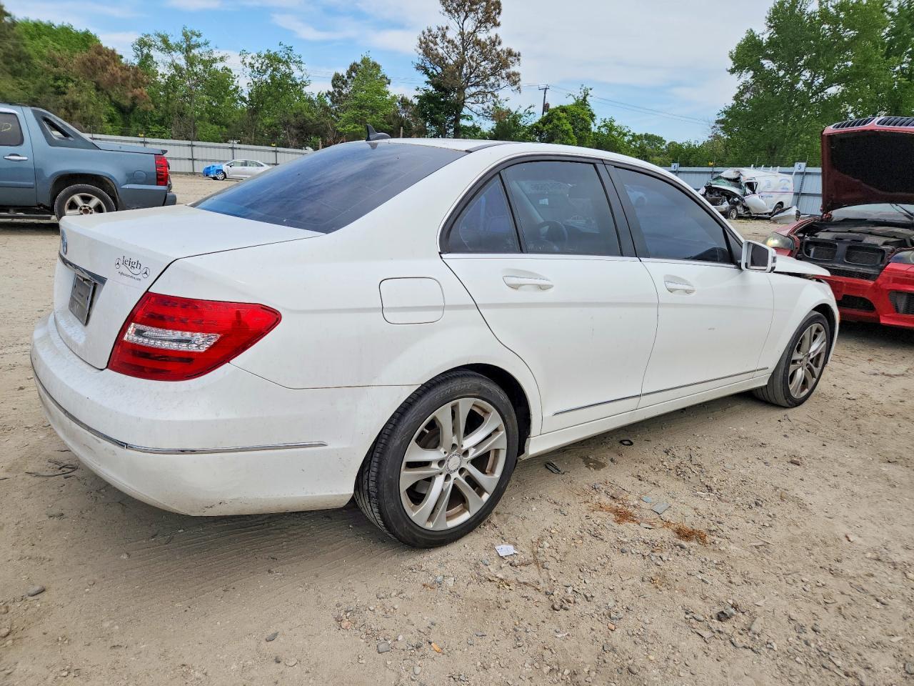 2014 Mercedes-Benz C 250 - Фото 3