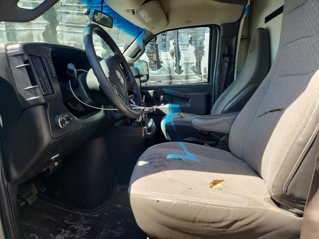 2018 GMC Savana Delivery Van - Image 7