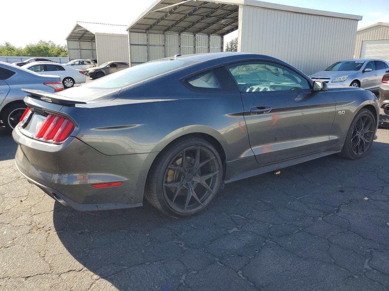 2016 Ford Mustang Gt - Фото 3