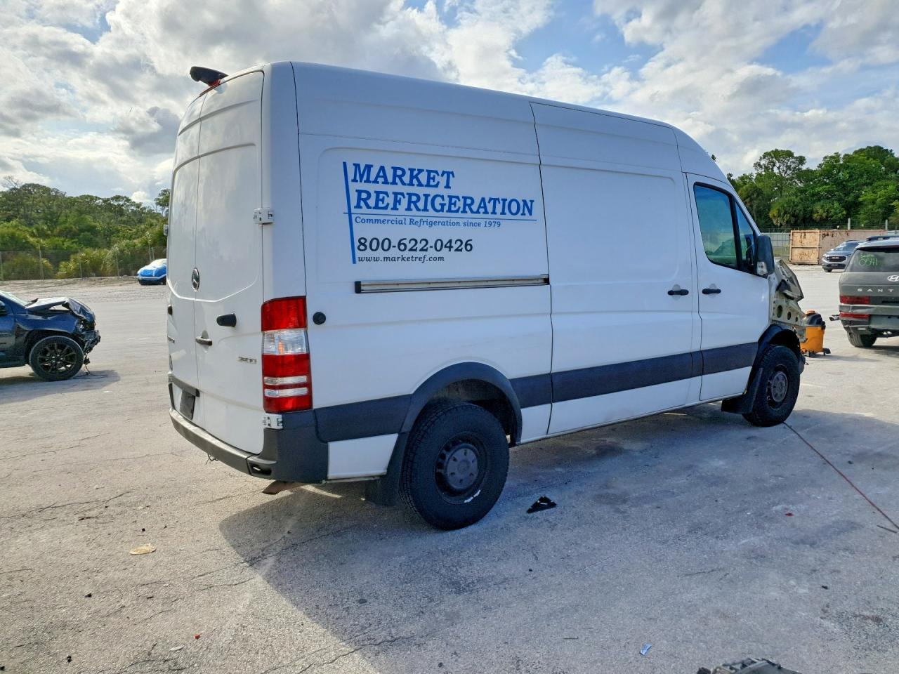 2018 Mercedes Benz Sprinter 2500 Delivery Van - Image 3