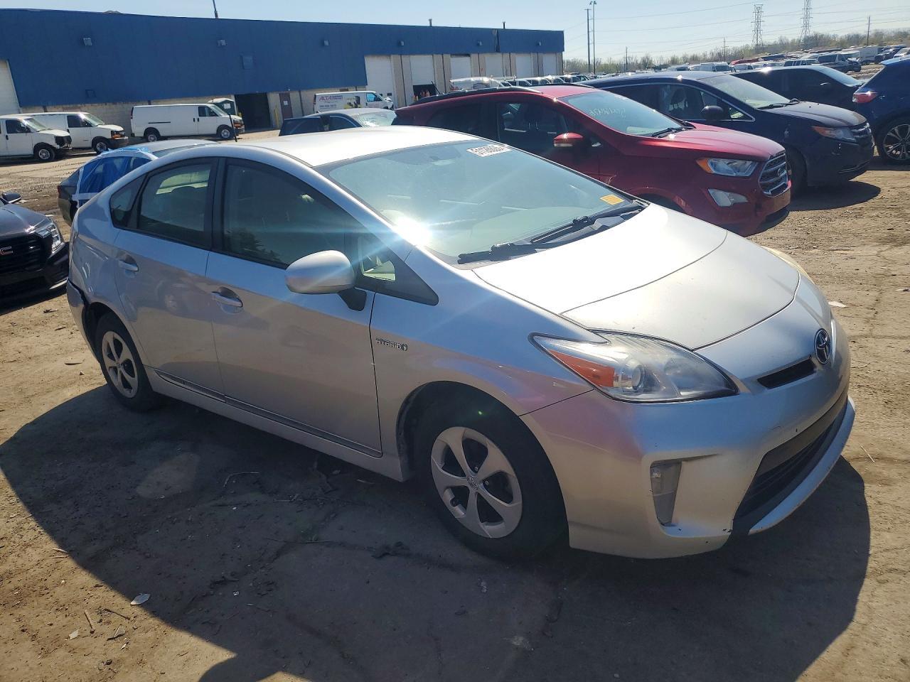 2013 Toyota Prius Two - Image 4