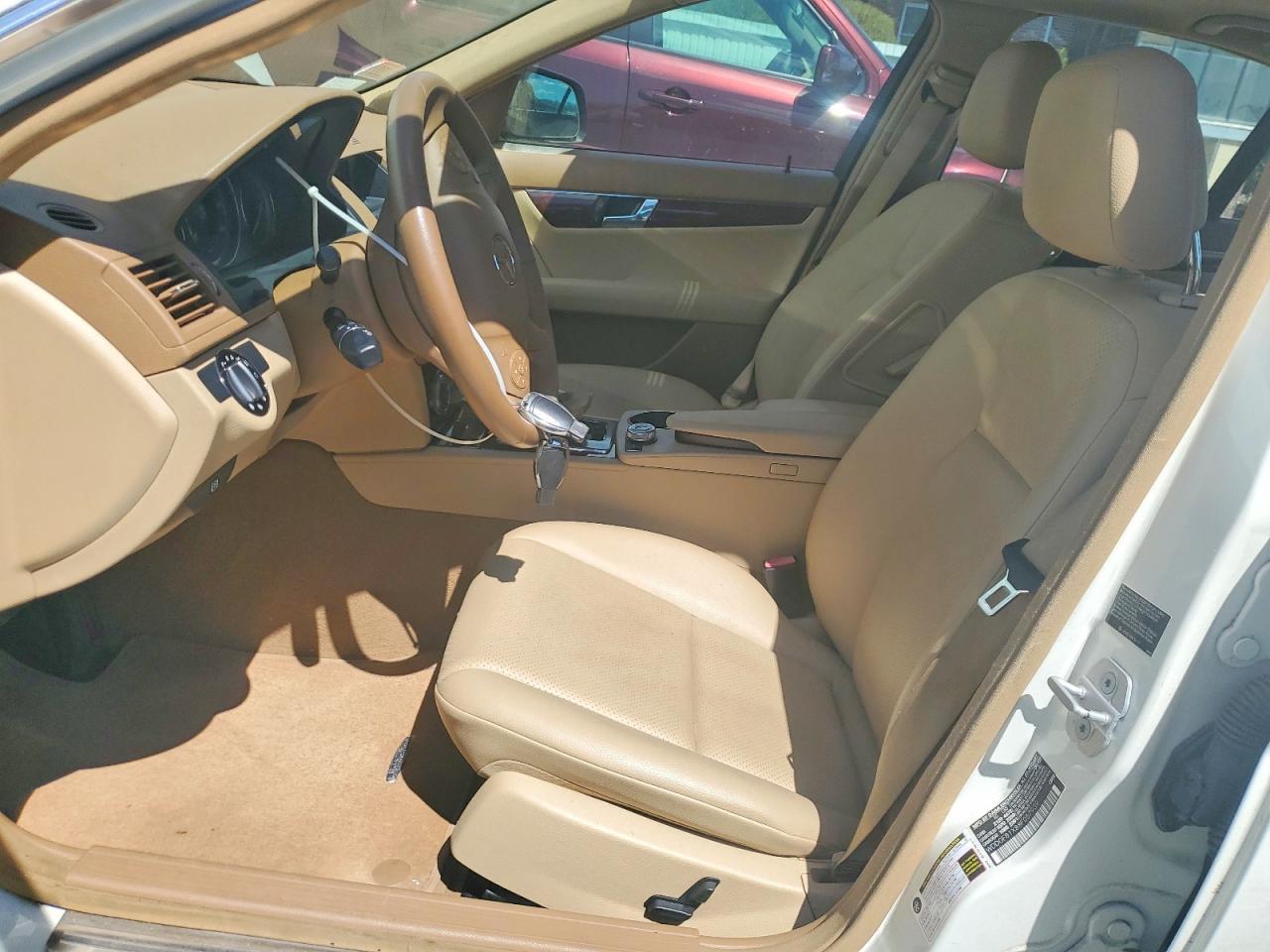 2008 Mercedes-Benz 300-Class - Фото 7