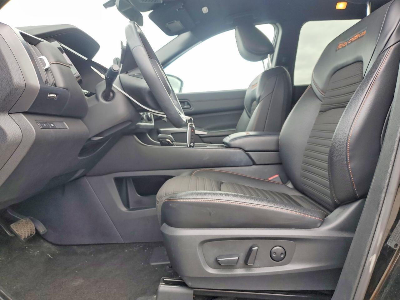 2024 Nissan Pathfinder Rock Creek - Image 7