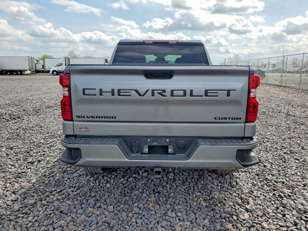 2024 Chevrolet Silverado K1500 Custom - Image 6