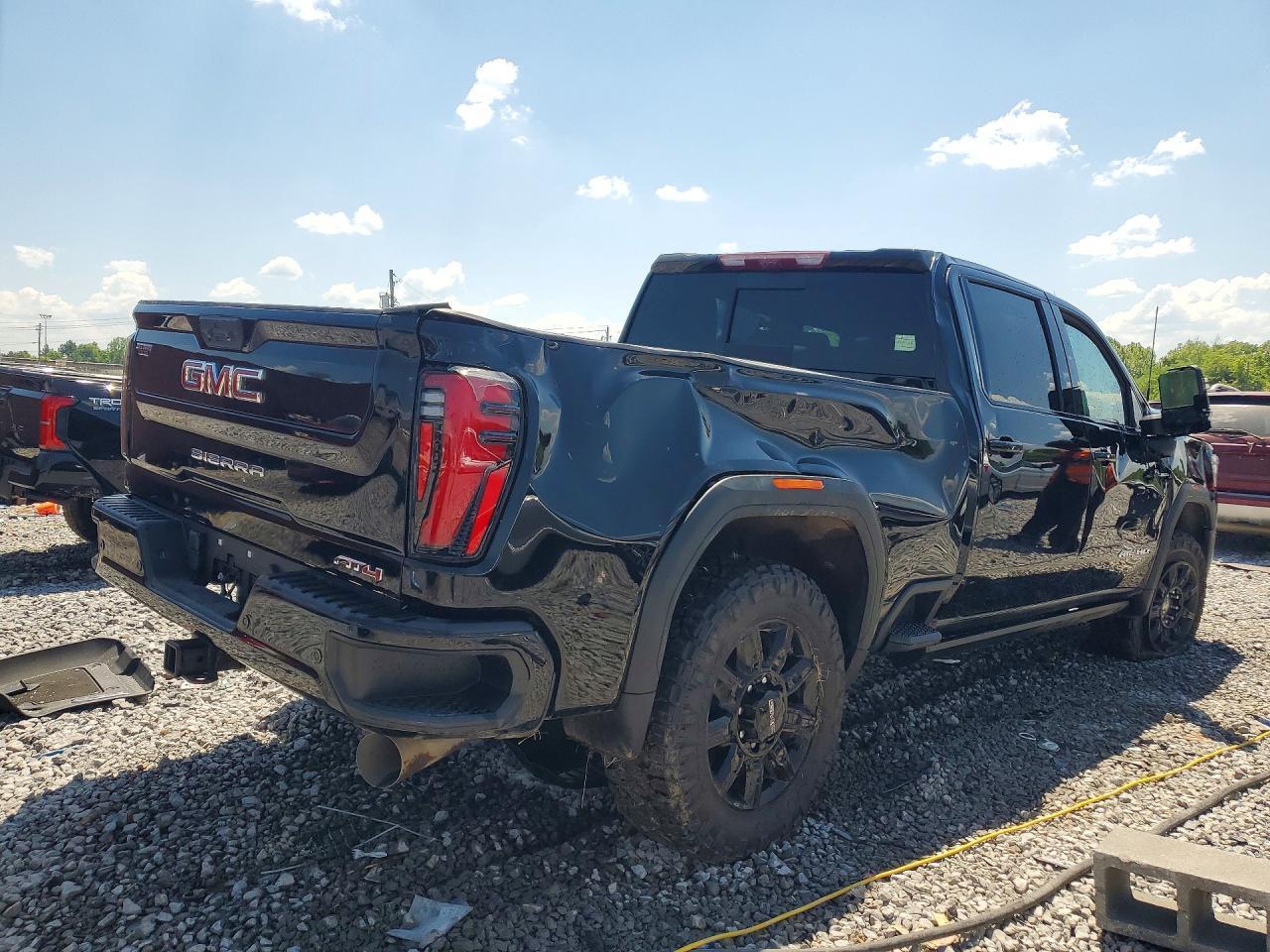2026 GMC Sierra K2500 At4 - Фото 3