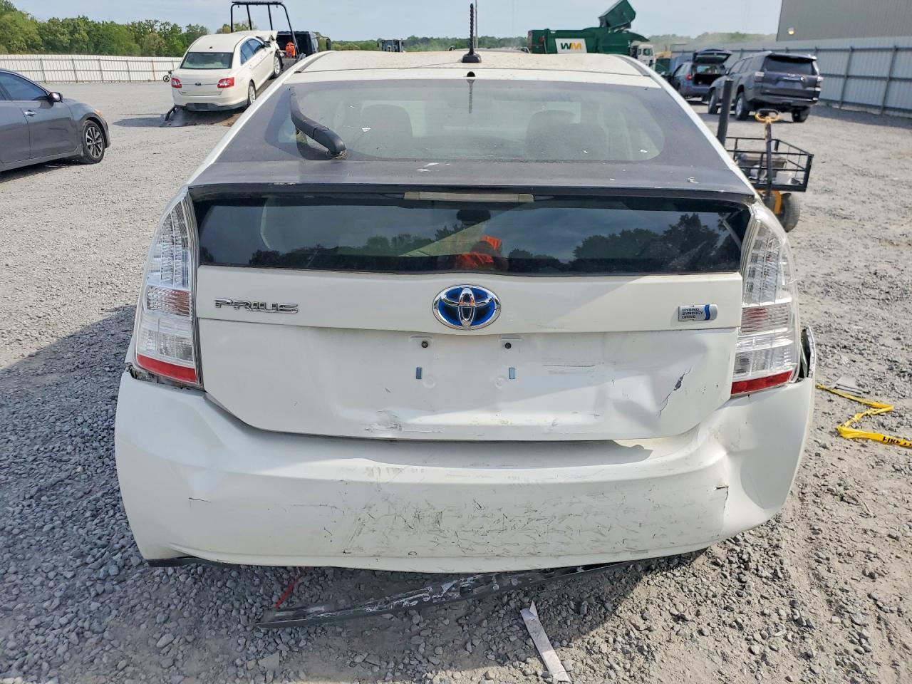 2011 Toyota Prius Two - Фото 6