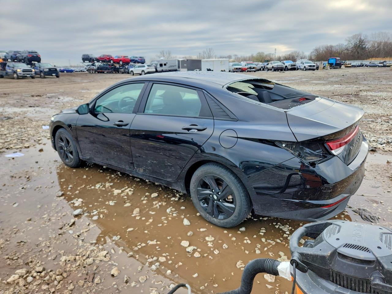2023 Hyundai Elantra Sel - Фото 2