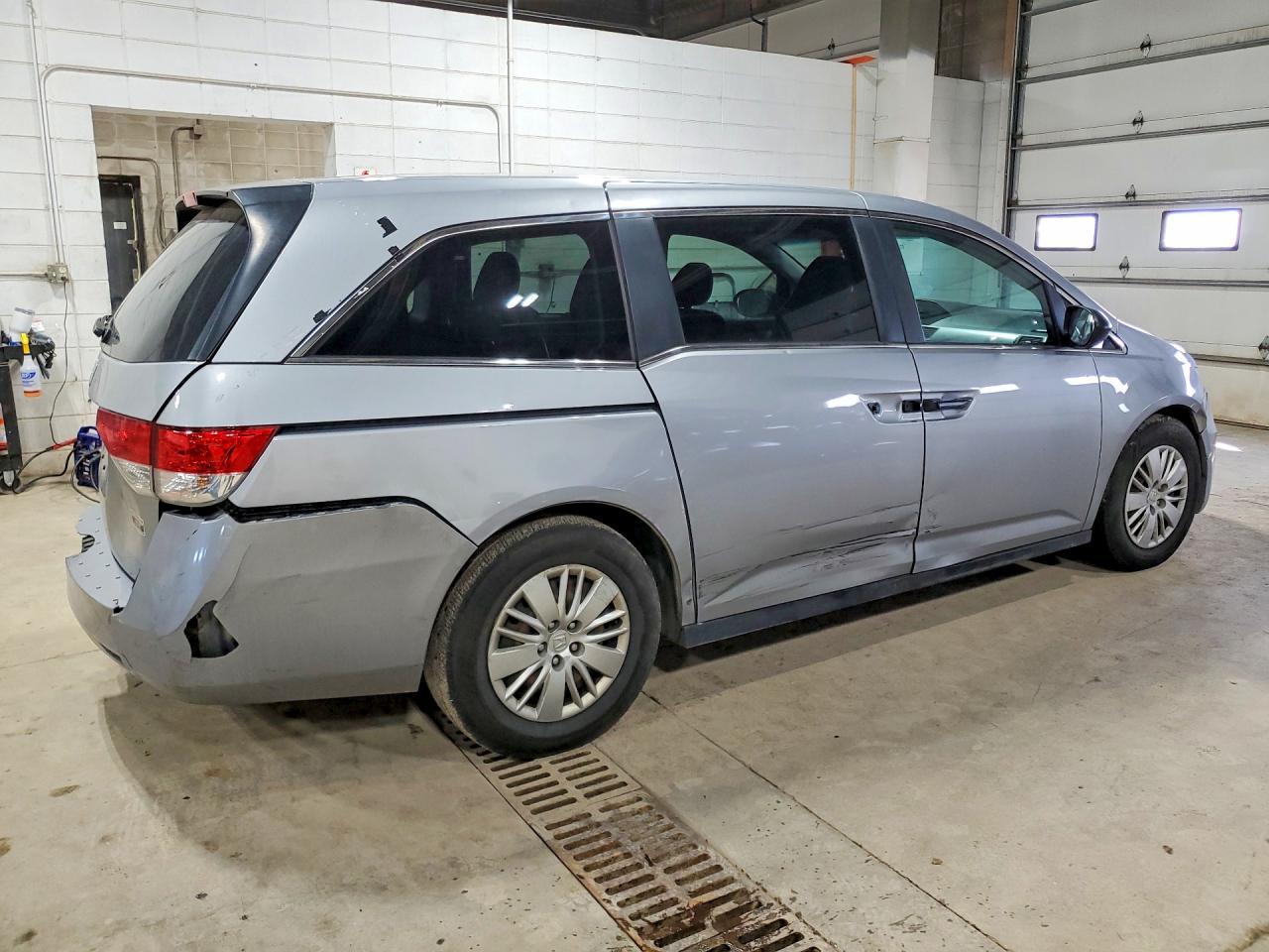 2016 Honda Odyssey Lx - Фото 3