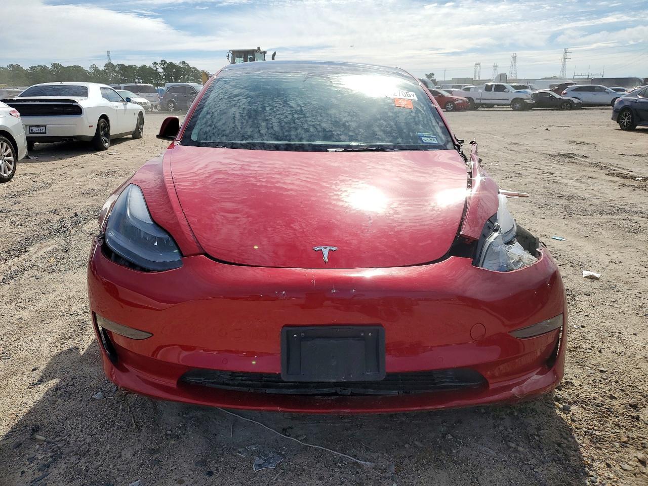 2022 Tesla Model 3 - Image 5