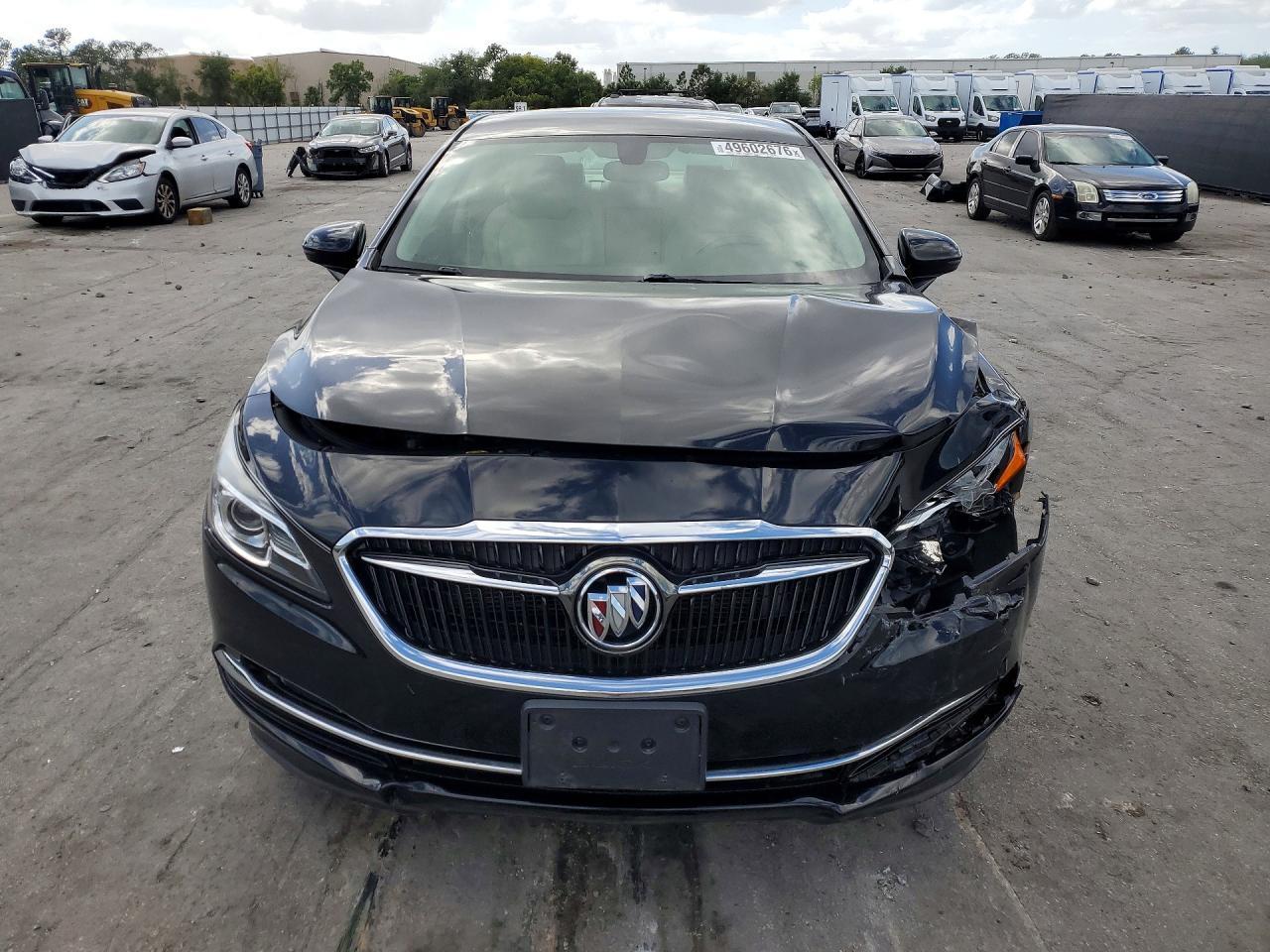 2017 Buick Lacrosse - Фото 5