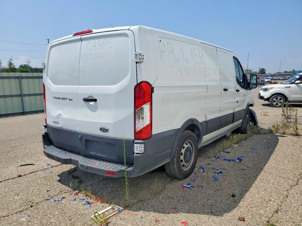 2018 Ford Transit T-150 - Фото 3