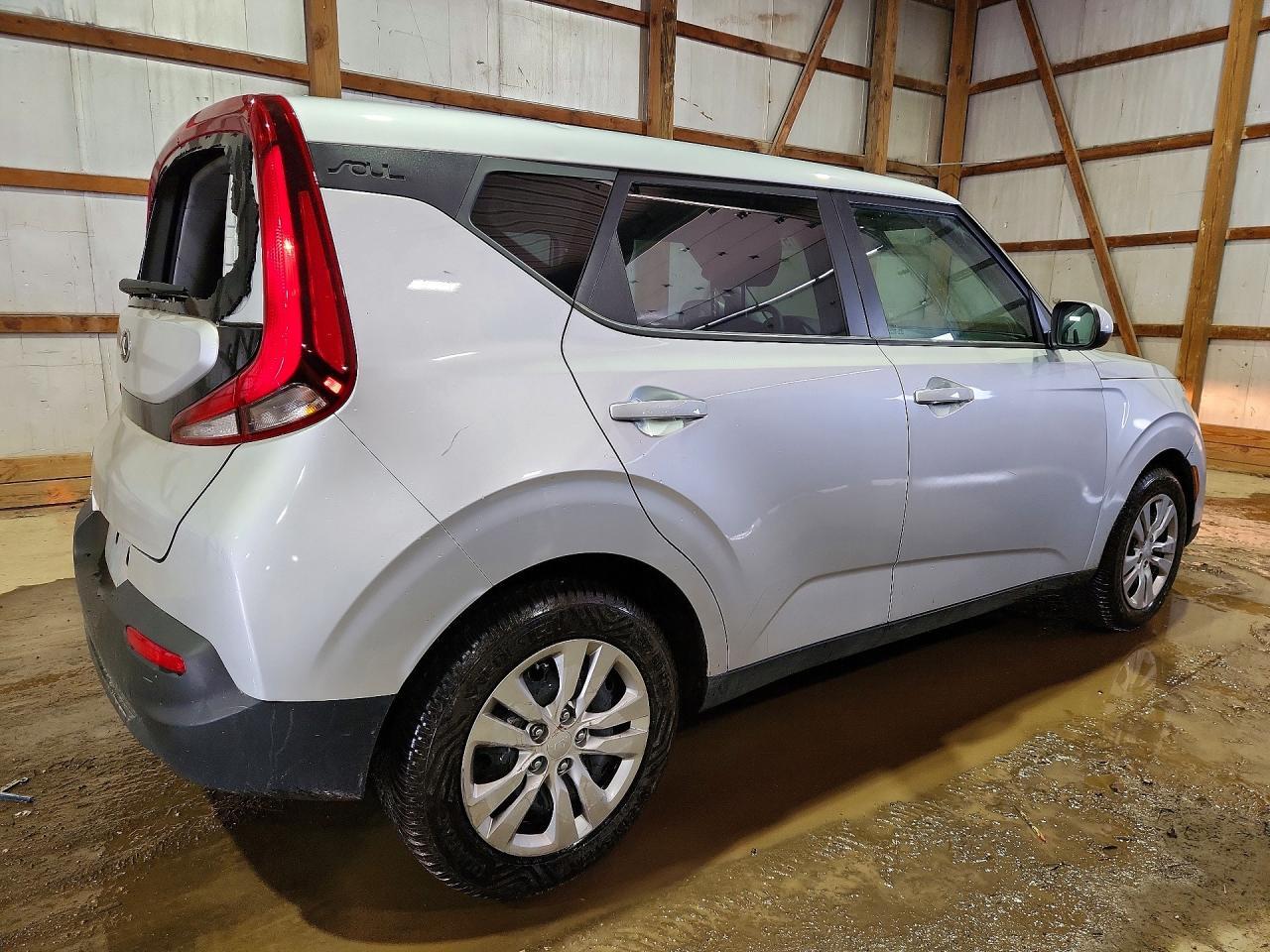 2020 Kia Soul Lx - Image 3