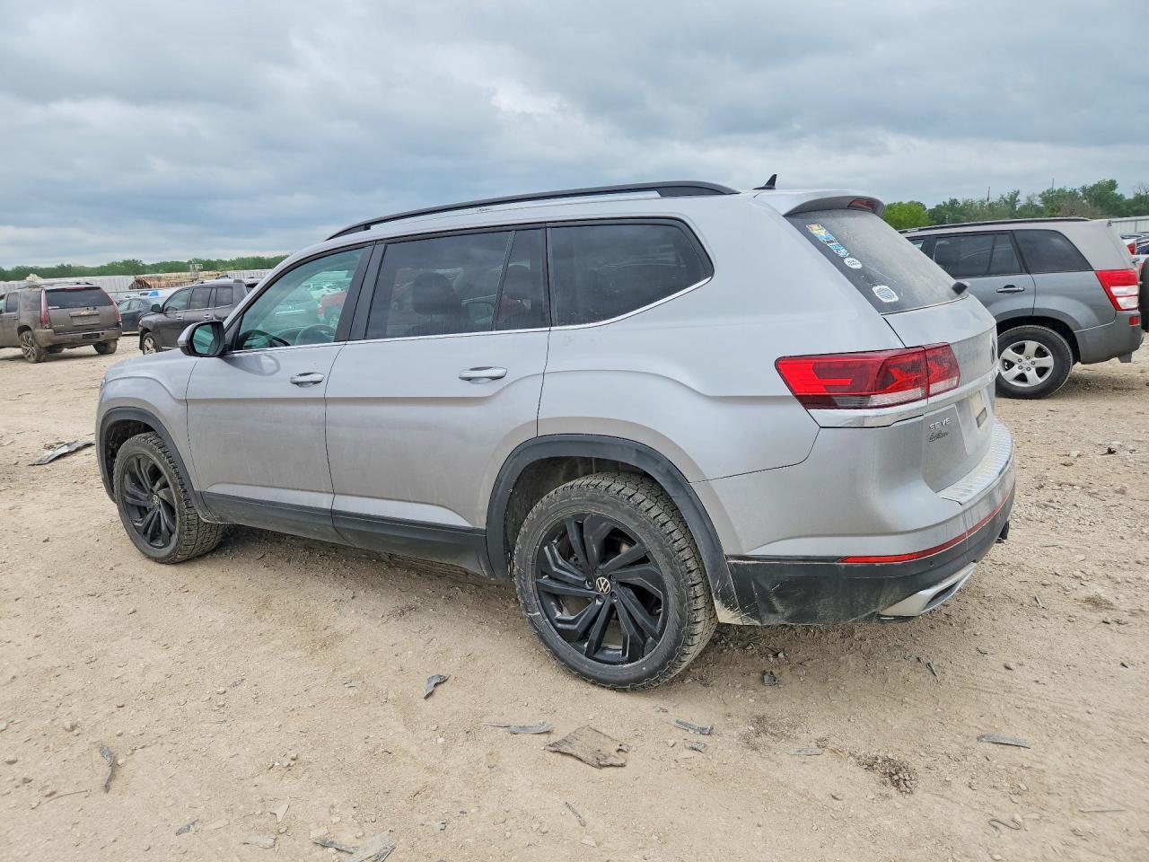 2023 Volkswagen Atlas Se - Фото 2