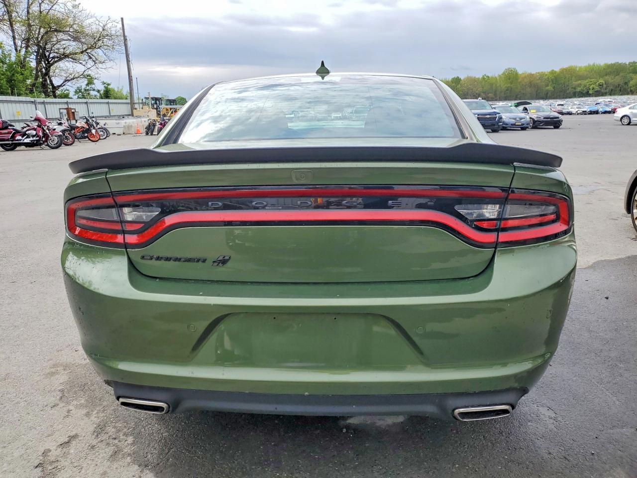 2022 Dodge Charger Sxt - Фото 6
