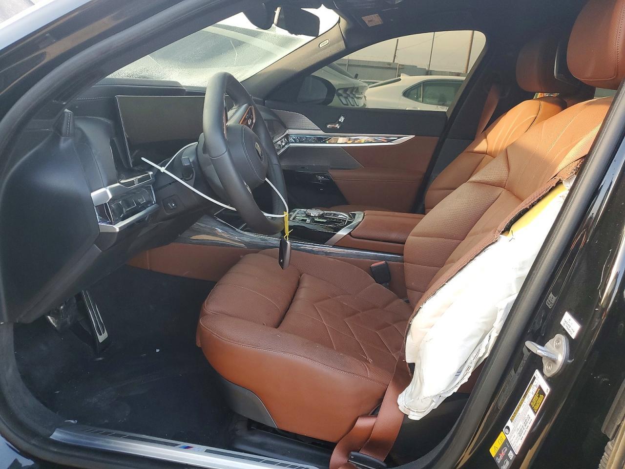 2025 BMW I7 Edrive50 - Image 7