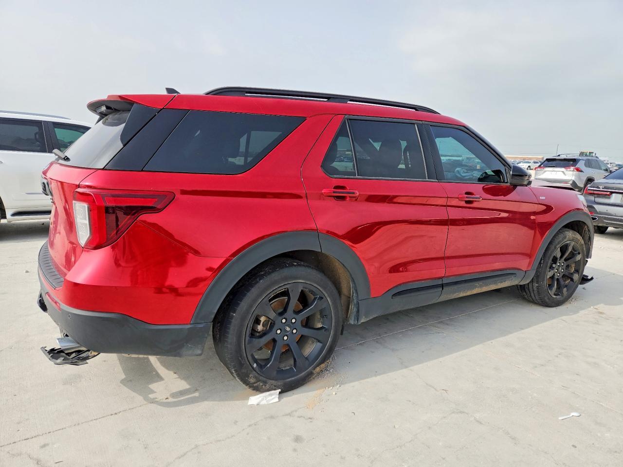 2024 Ford Explorer St-Line - Image 3