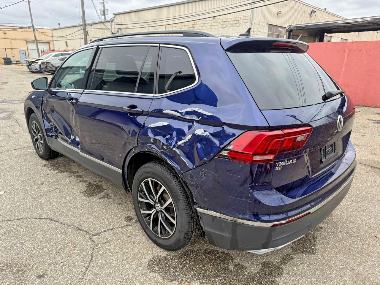 2021 Volkswagen Tiguan Se - Image 3