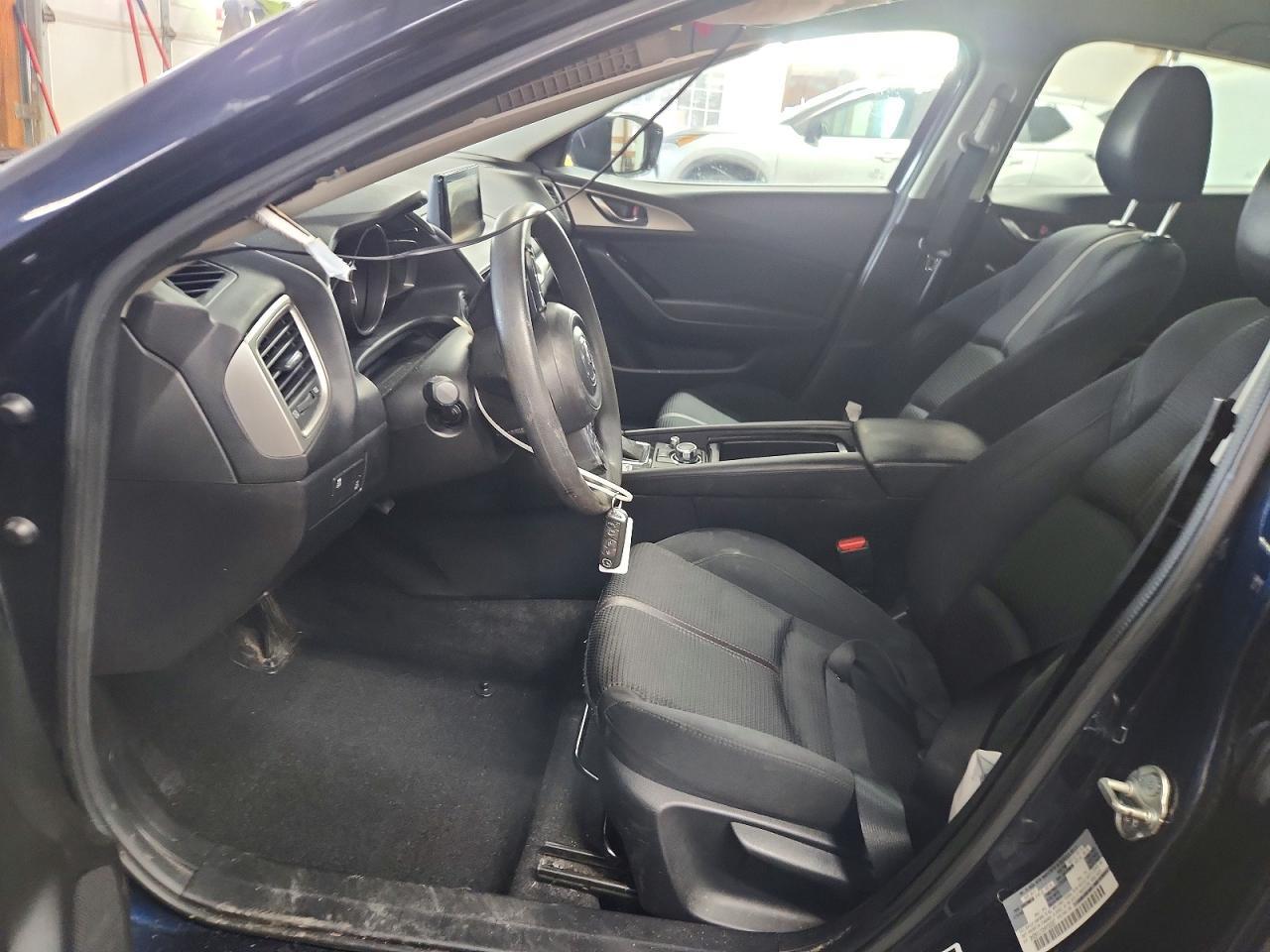 2017 Mazda 3 Sport - Фото 7