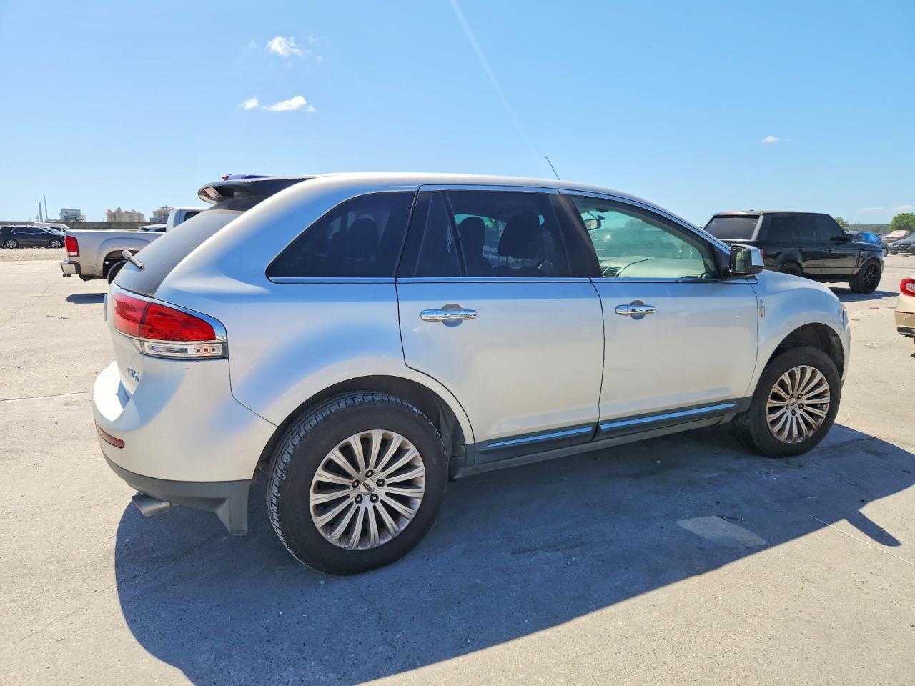 2011 Lincoln Mkx - Image 3