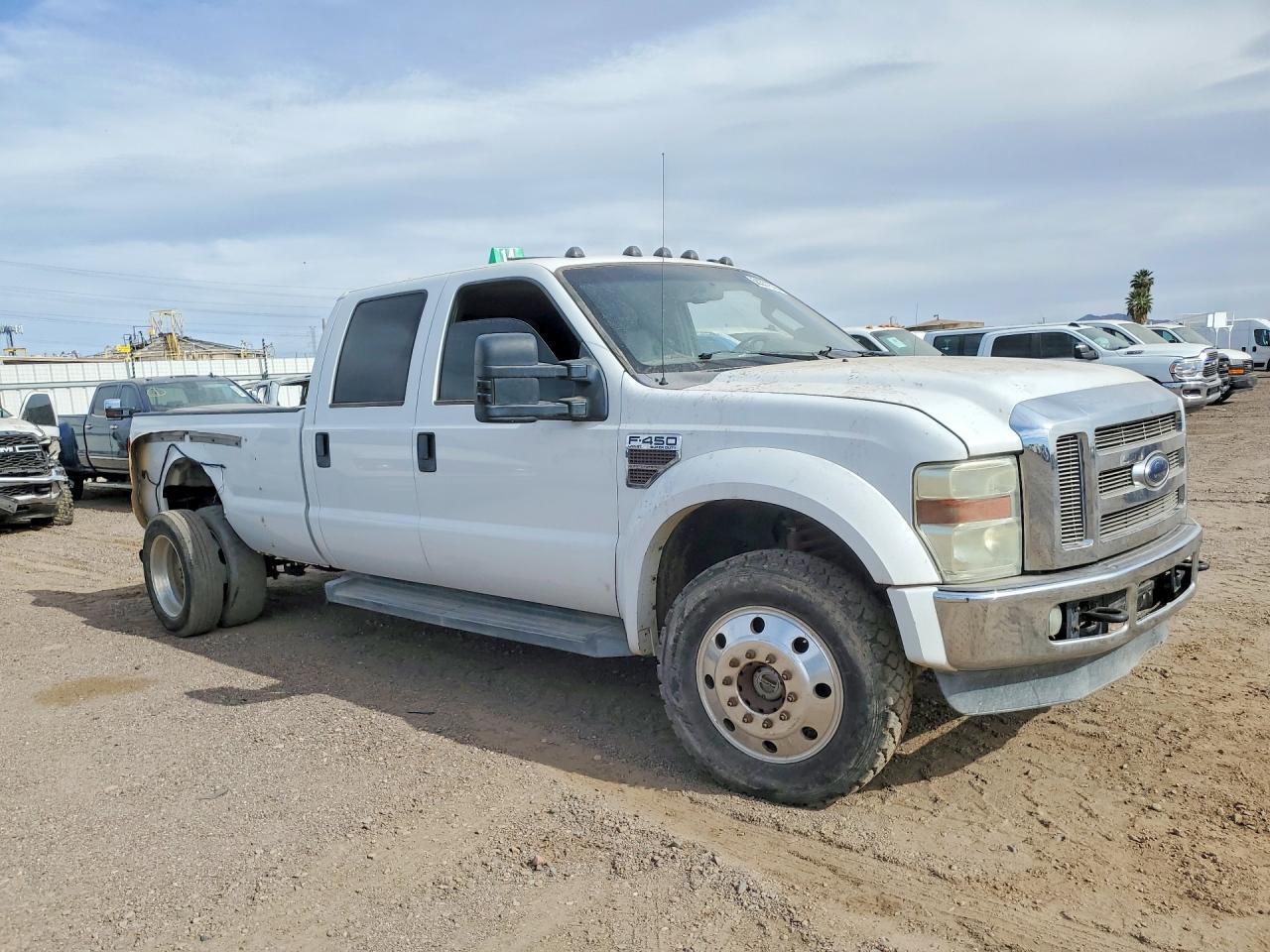 2009 Ford F450 Super Duty - Image 4