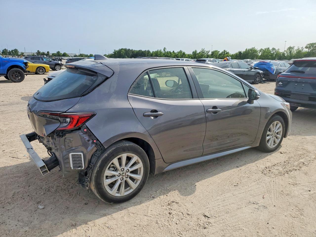 2025 Toyota Corolla Hatchback Se - Фото 3