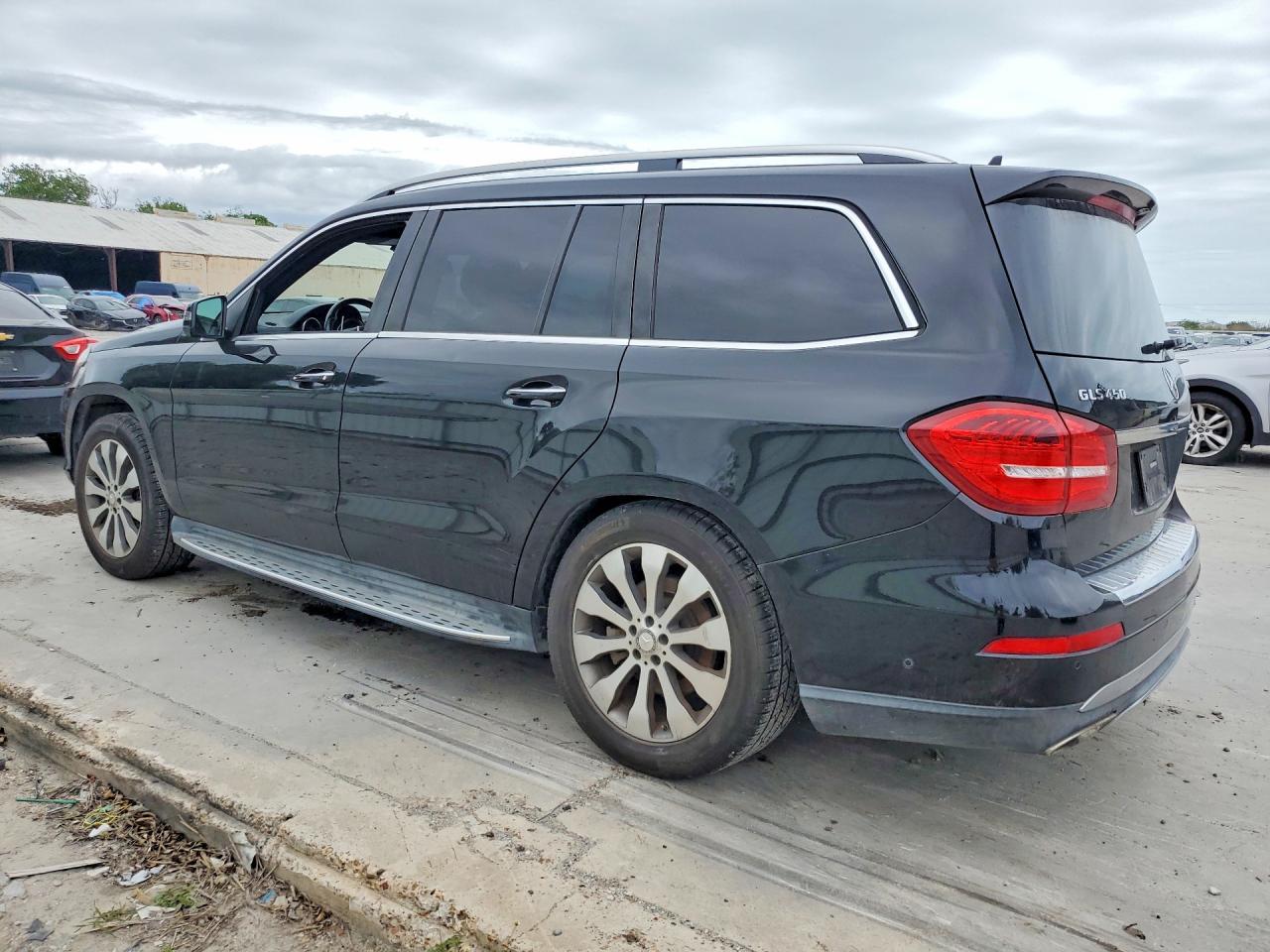 2017 Mercedes-Benz Gls 450 4Matic - Image 2