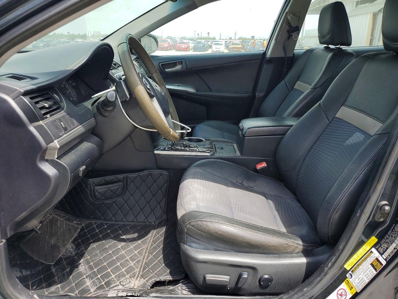 2014 Toyota Camry Se - Image 7