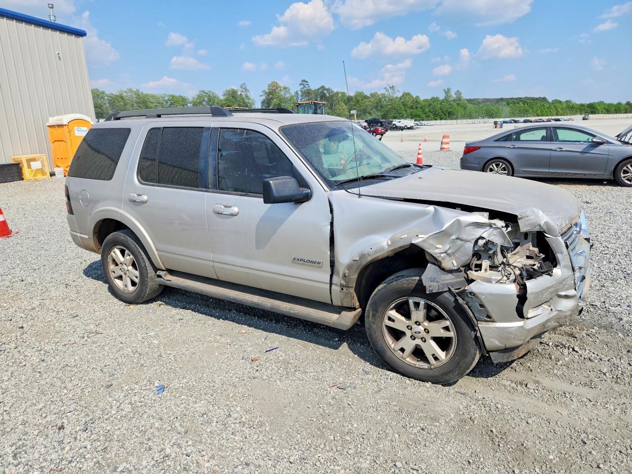 2007 Ford Explorer Xlt - Фото 4