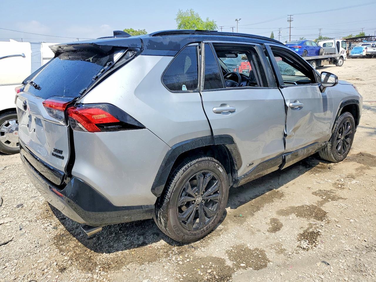 2024 Toyota Rav4 Xse - Фото 3