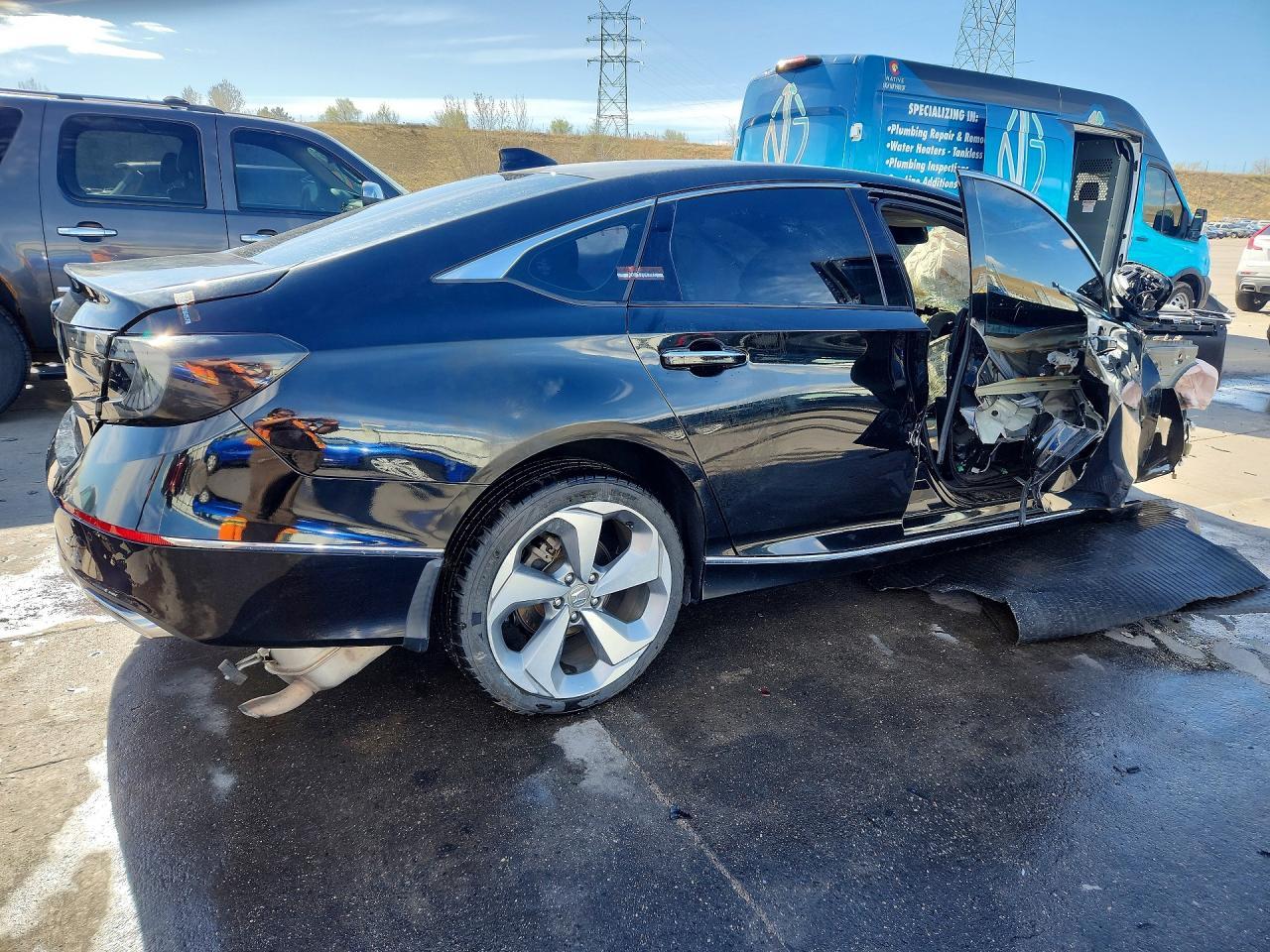 2019 Honda Accord Touring - Image 3