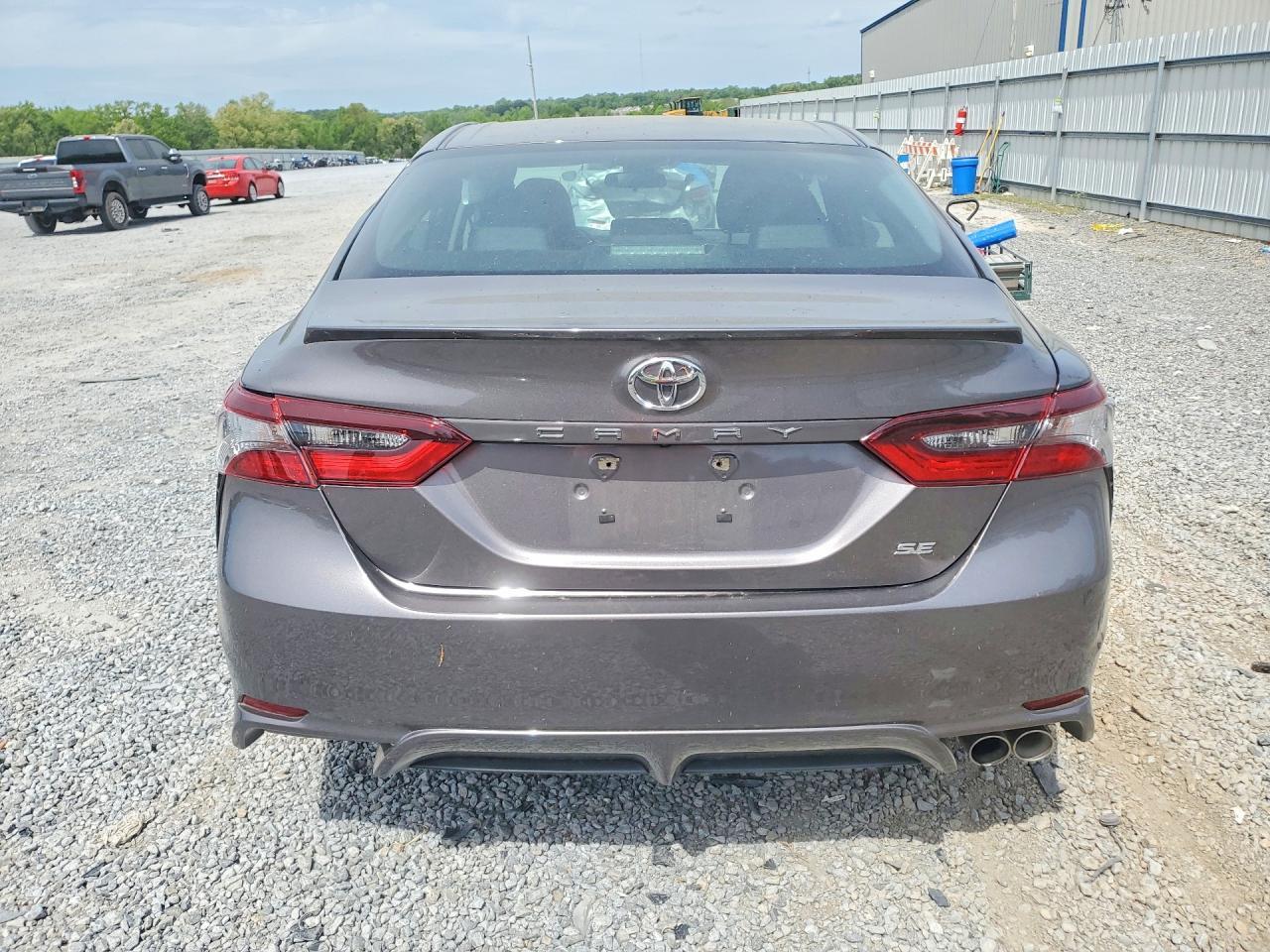 2024 Toyota Camry Se - Image 6