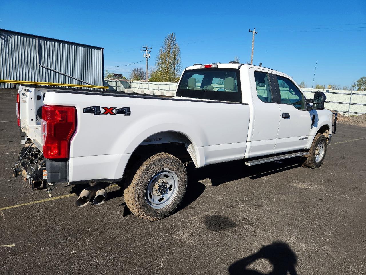 2021 Ford F250 Super Duty - Image 3