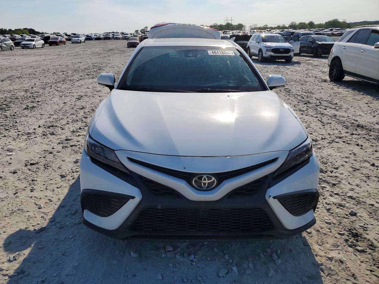 2021 Toyota Camry Se - Image 5