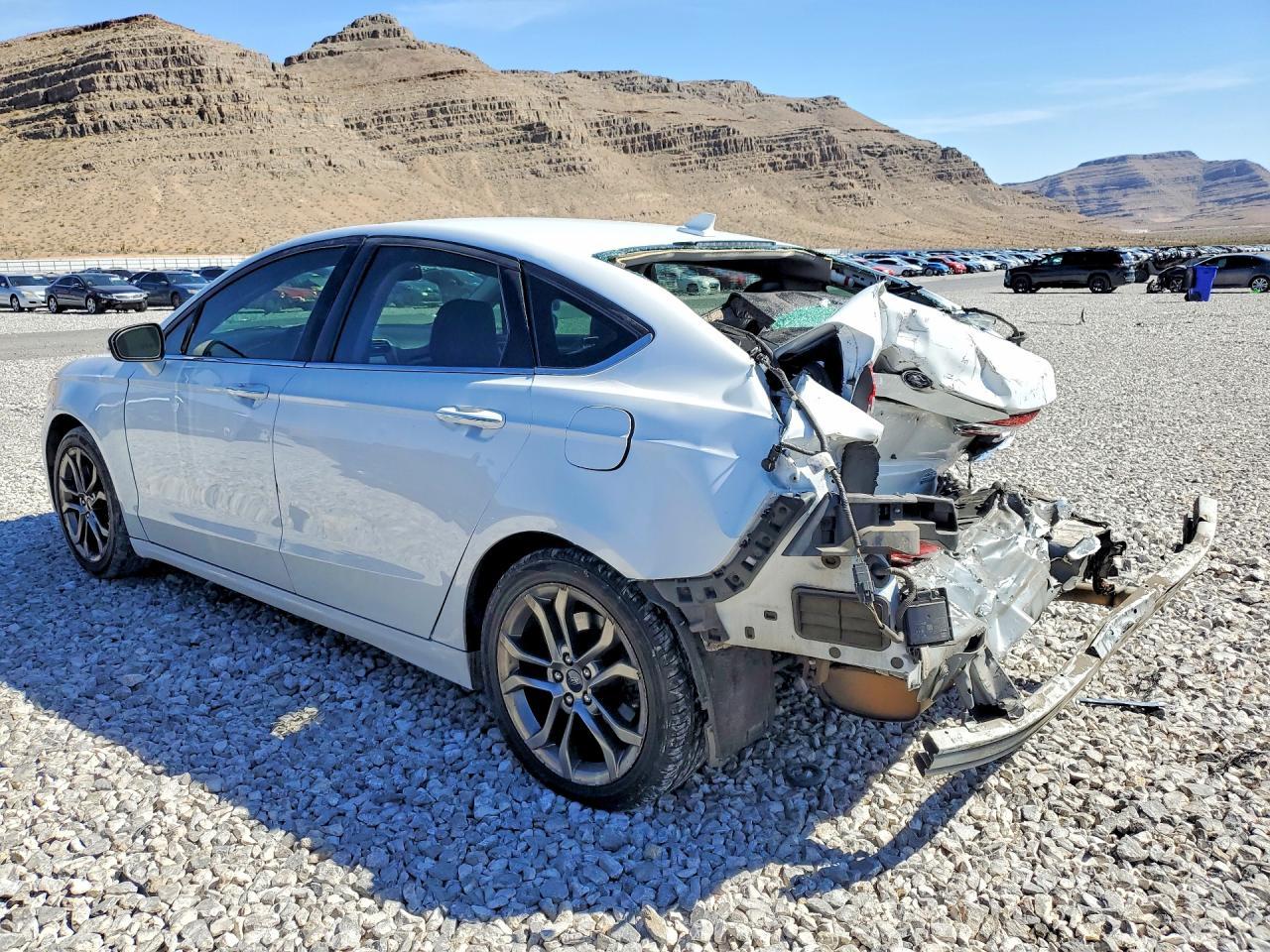 2020 Ford Fusion Sel - Фото 2